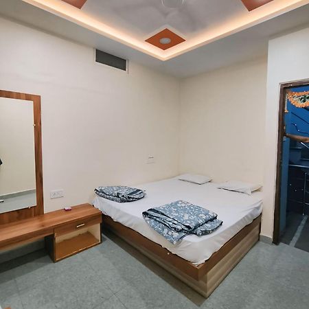 Shree Trilokeshwar Guesthouse Ujjain Luaran gambar