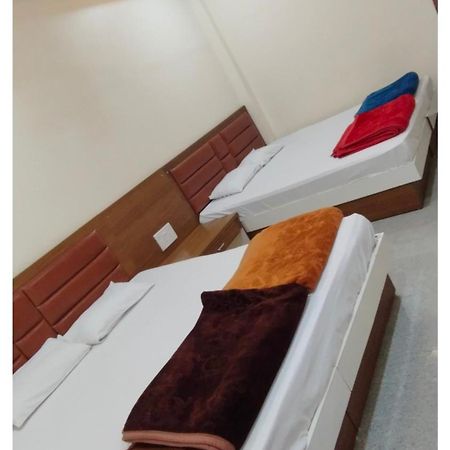 Shree Trilokeshwar Guesthouse Ujjain Luaran gambar