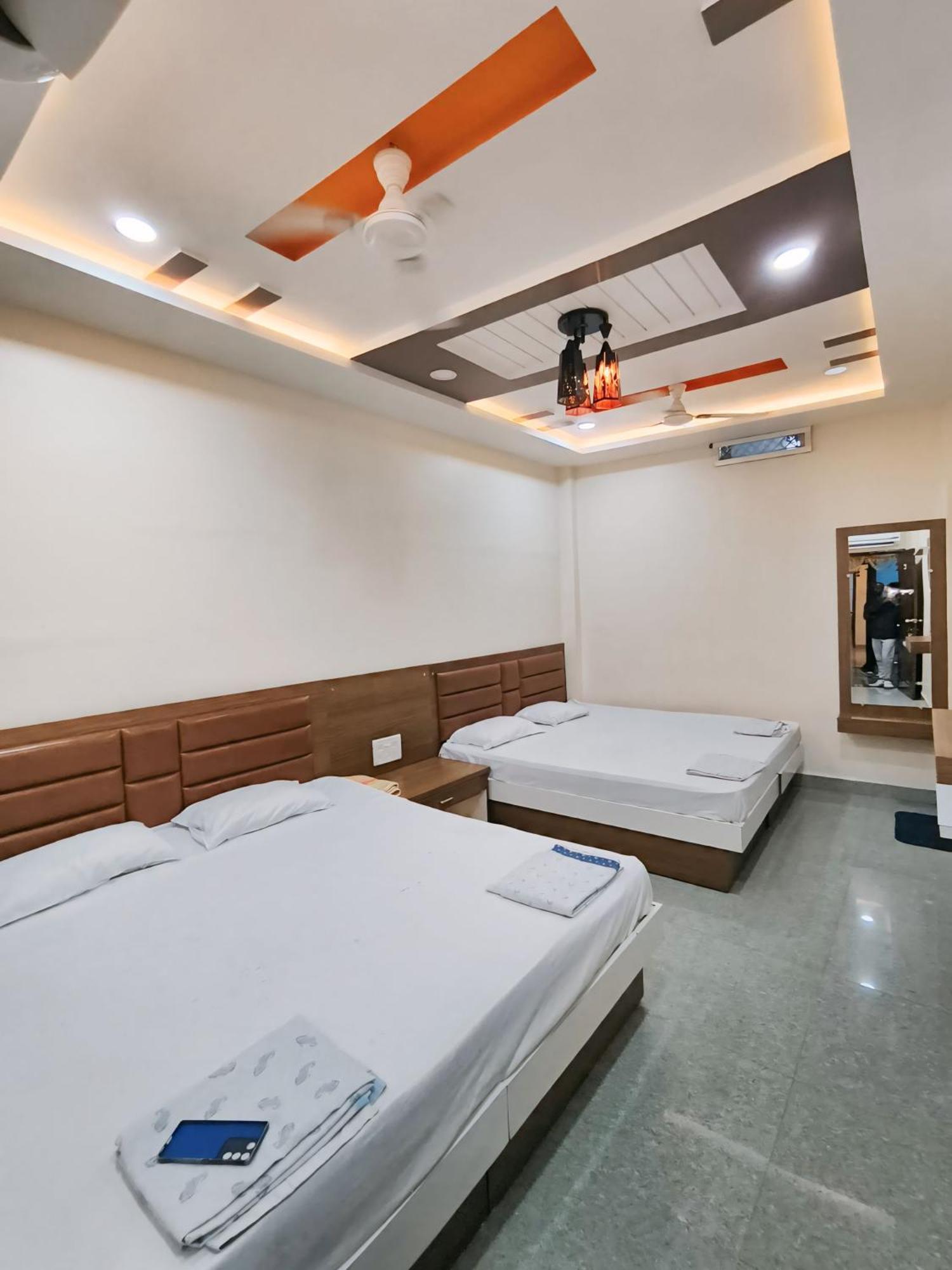 Shree Trilokeshwar Guesthouse Ujjain Luaran gambar
