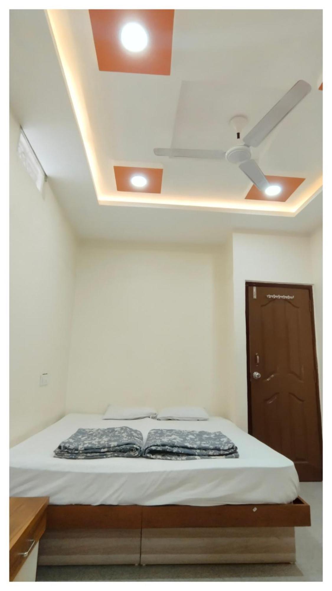 Shree Trilokeshwar Guesthouse Ujjain Luaran gambar