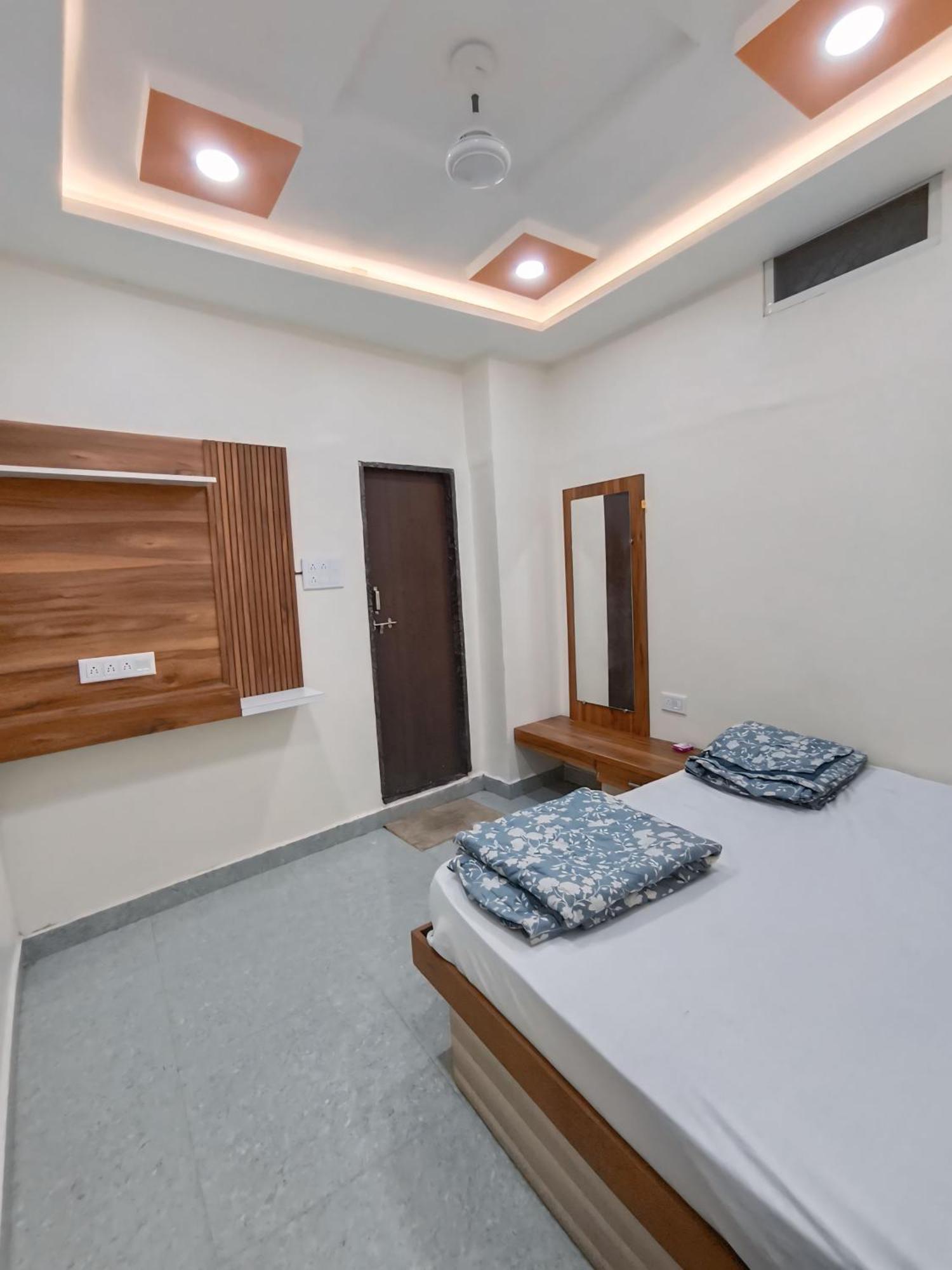 Shree Trilokeshwar Guesthouse Ujjain Luaran gambar