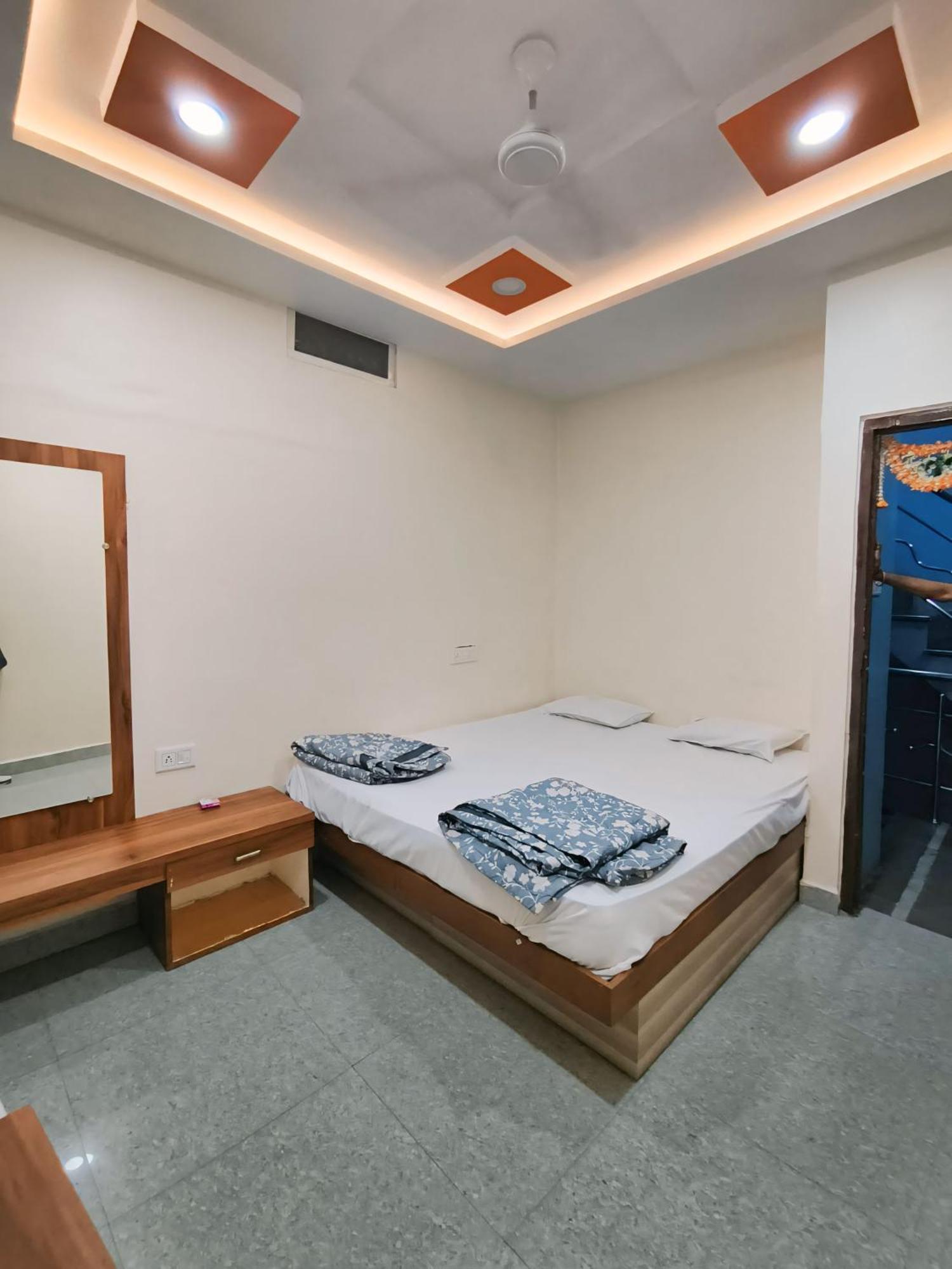 Shree Trilokeshwar Guesthouse Ujjain Luaran gambar